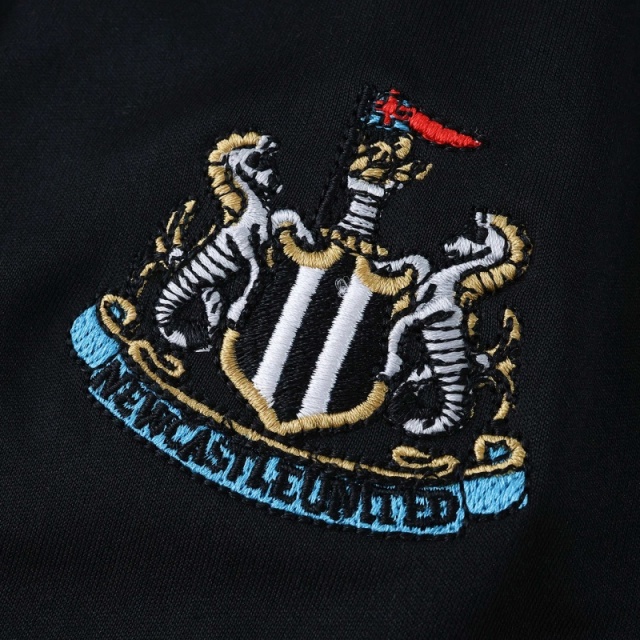 2526 season Newcastle United F.C. home shorts