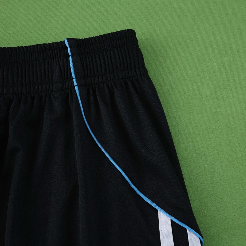 2526 season Newcastle United F.C. home shorts
