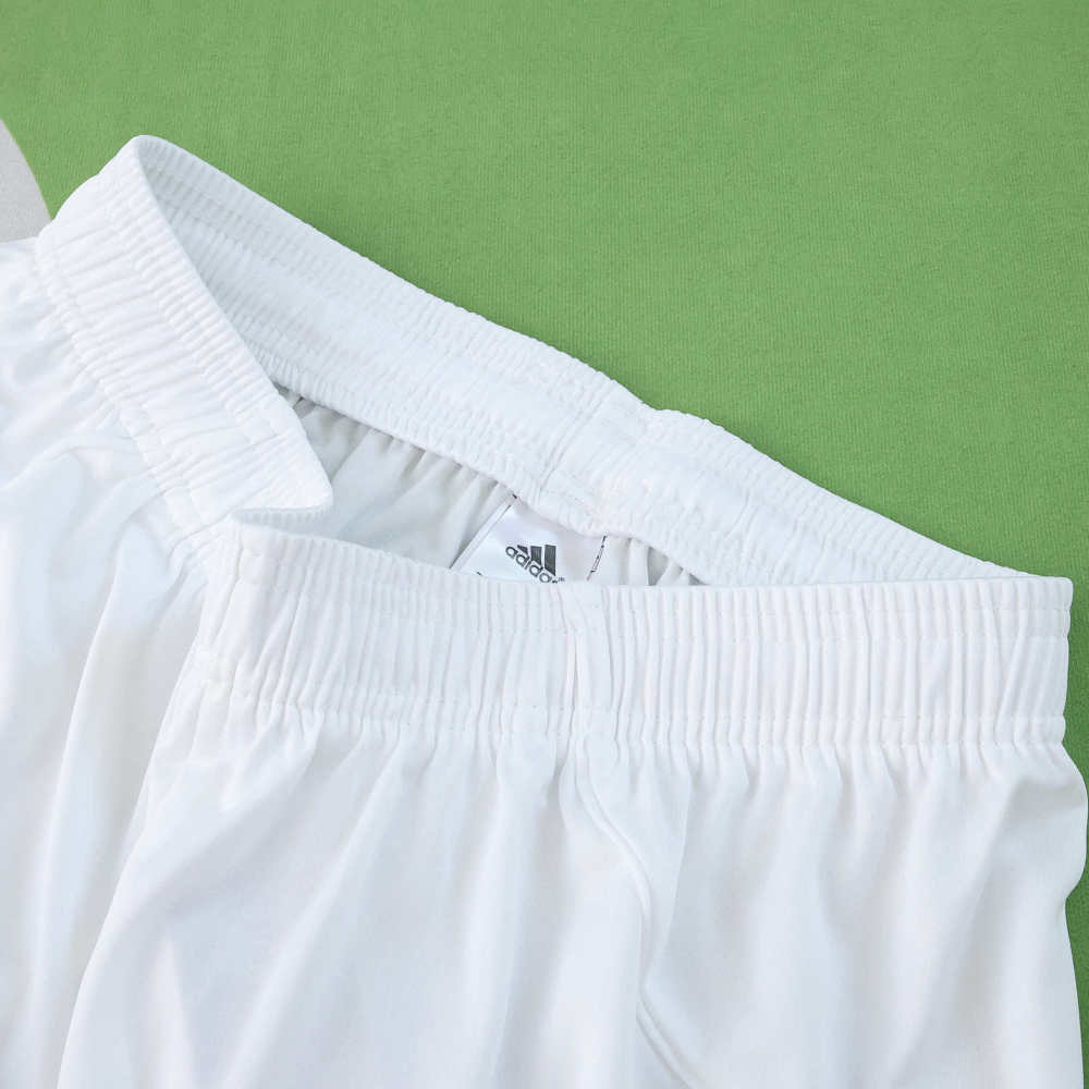 2526 season Leeds United F.C. home shorts