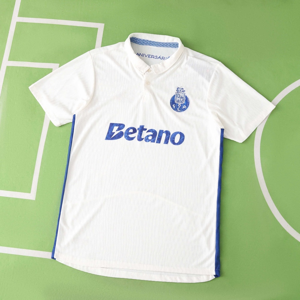 2526 season  FC Porto third Player version