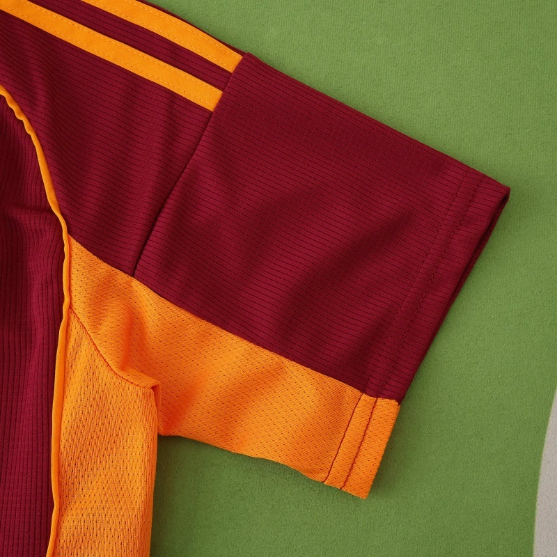 2526 season A.S. Roma home Kids kit