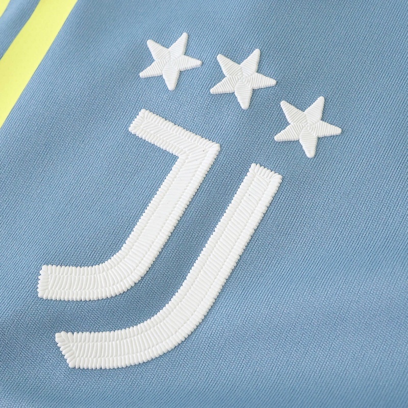 2526 season Juventus F.C. away shorts Player version