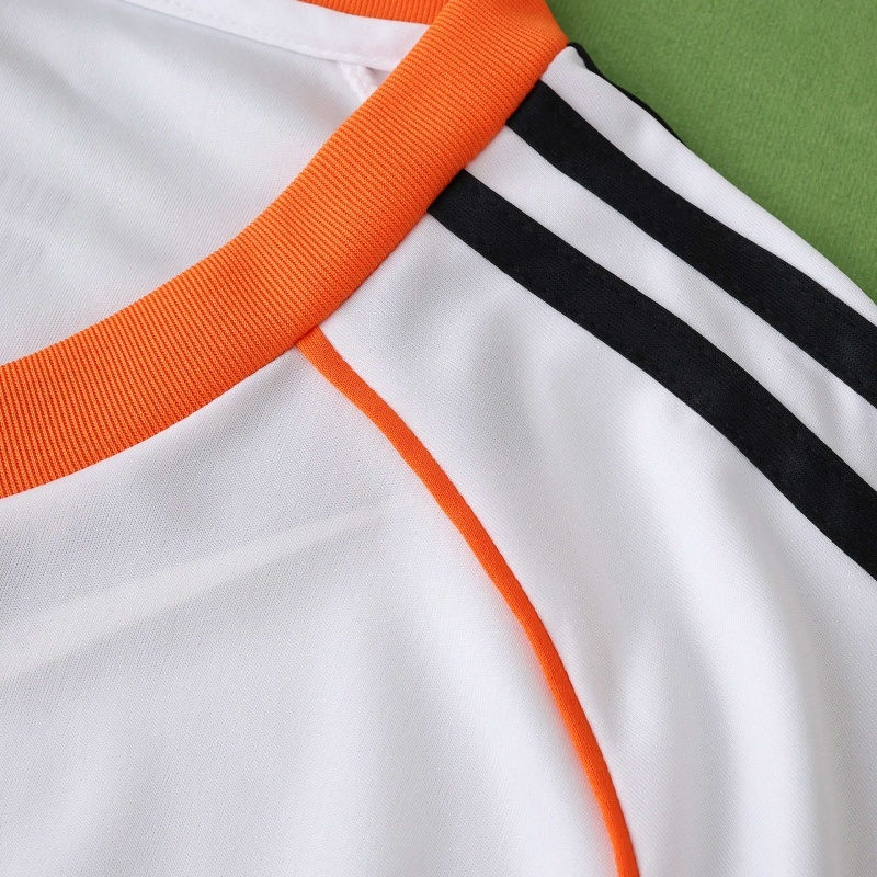 2526 season Eintracht Frankfurt away Fan version