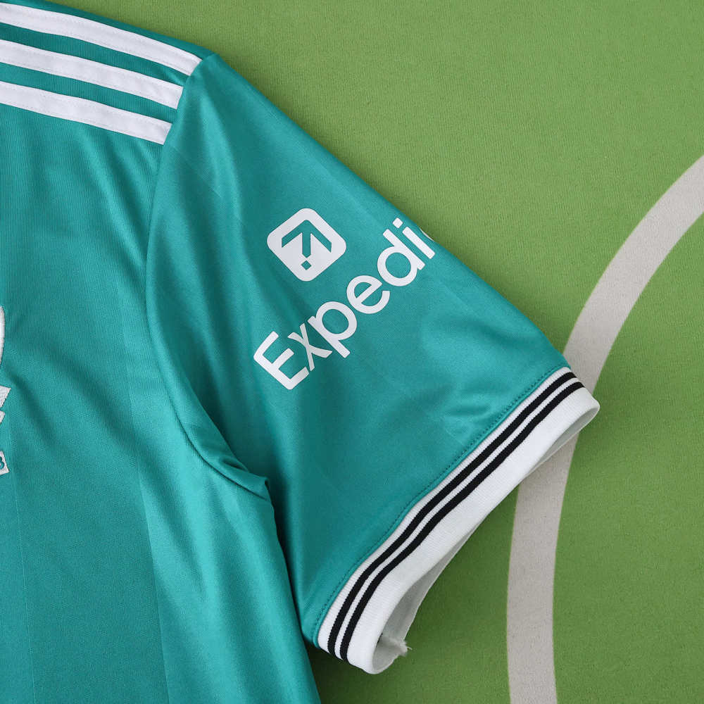 2526 season Liverpool F.C. third Fan version