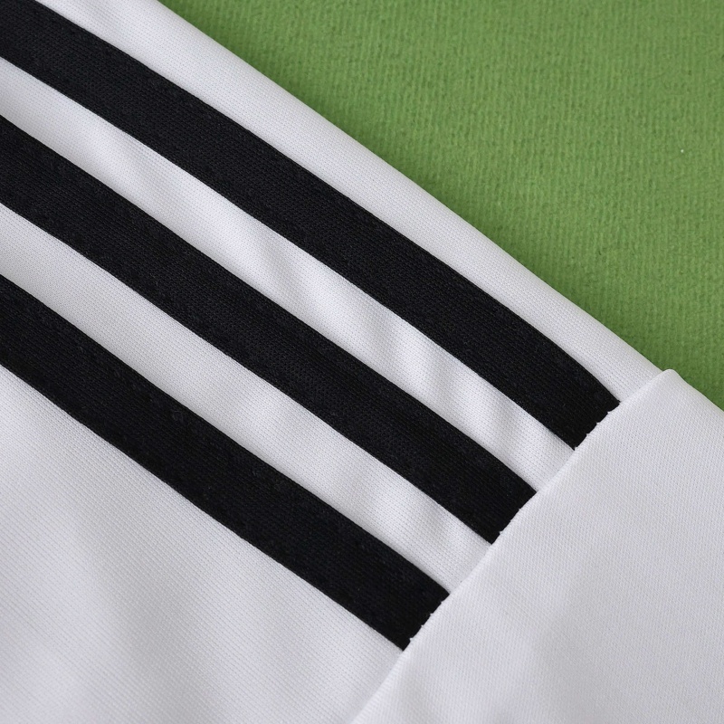 2526 season Eintracht Frankfurt away Fan version