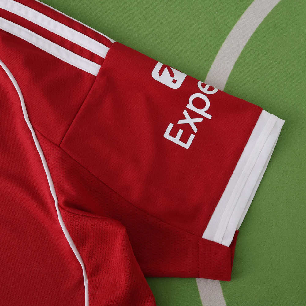 2526 season Liverpool F.C. home Fan version