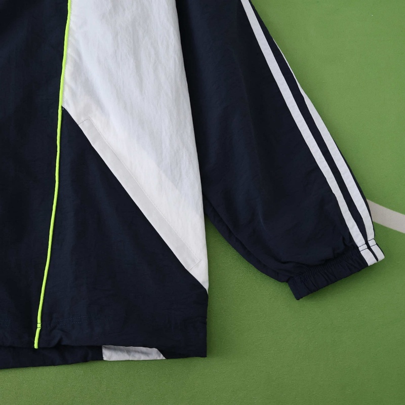 2526 Real Madrid CF Hooded windbreak