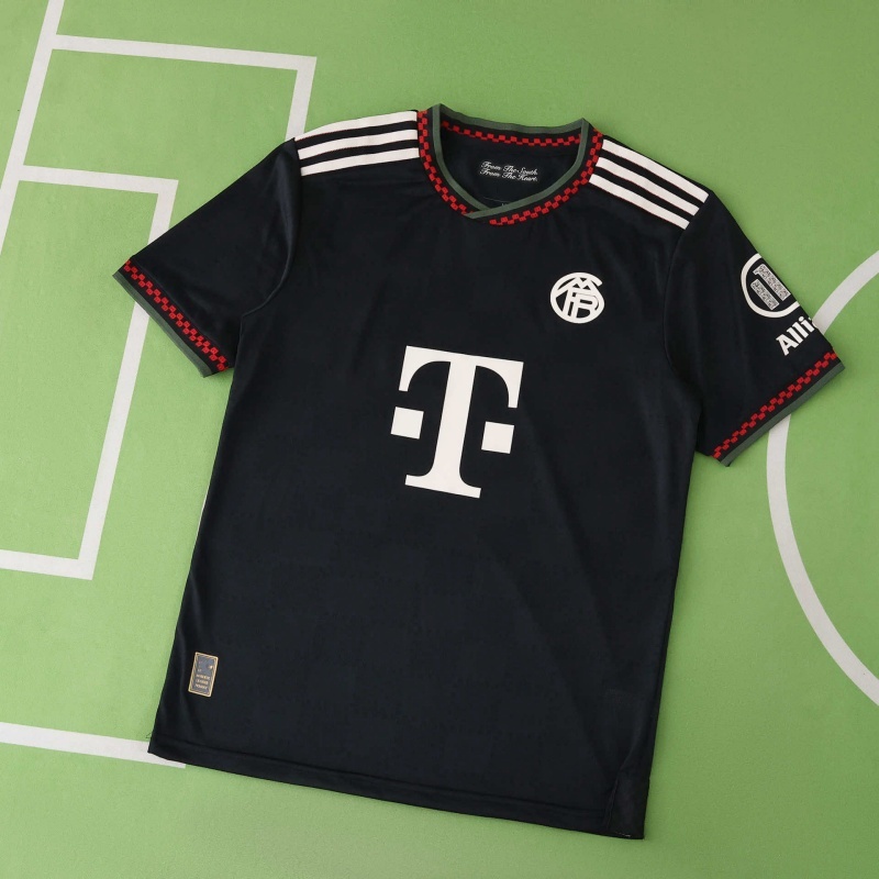 2526 Season FC Bayern Munich Third Player version