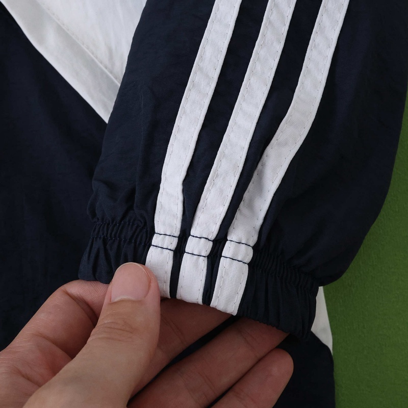 2526 Real Madrid CF Hooded windbreak