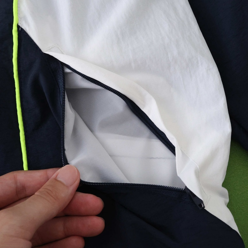 2526 Real Madrid CF Hooded windbreak