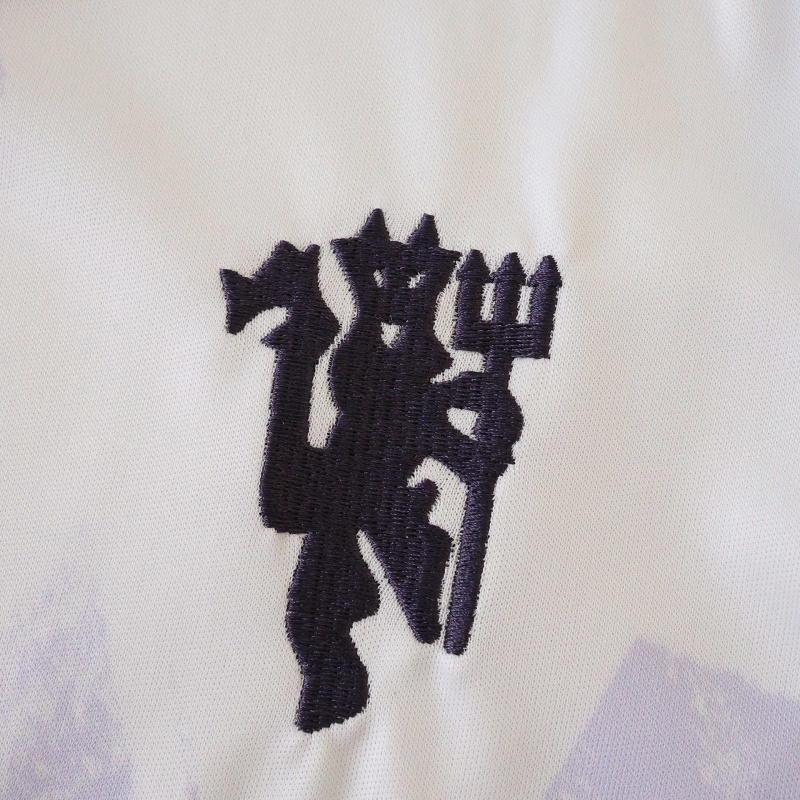 2526 season Manchester United F.C.  away Kids kit