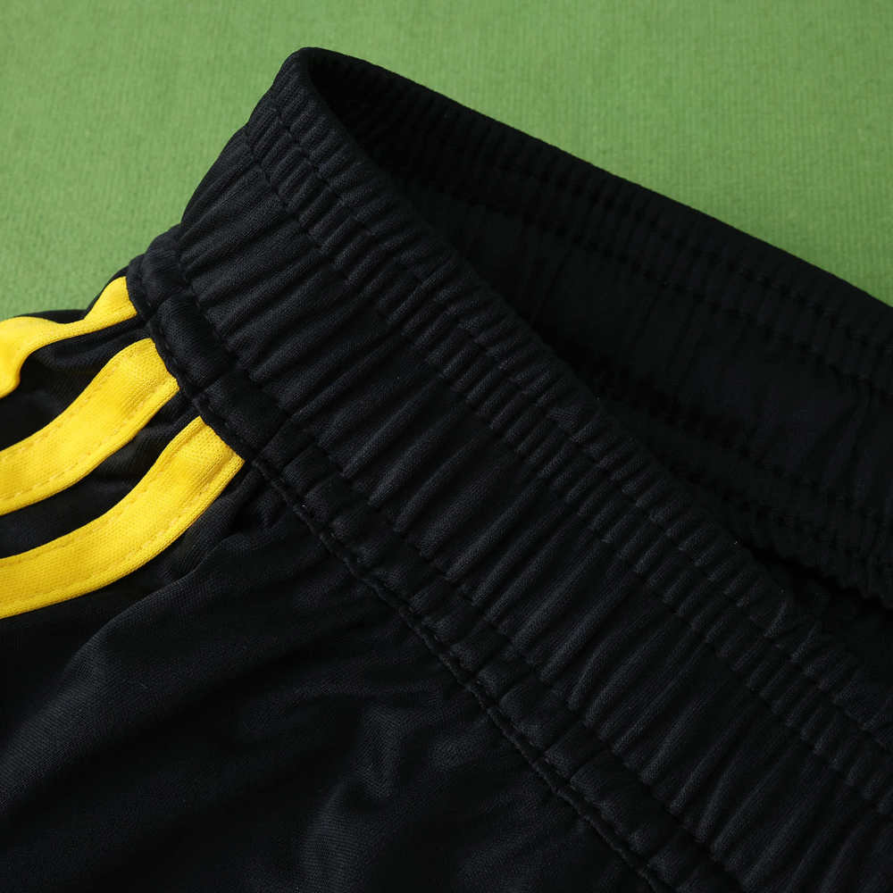 2526  season Manchester United F.C. third shorts