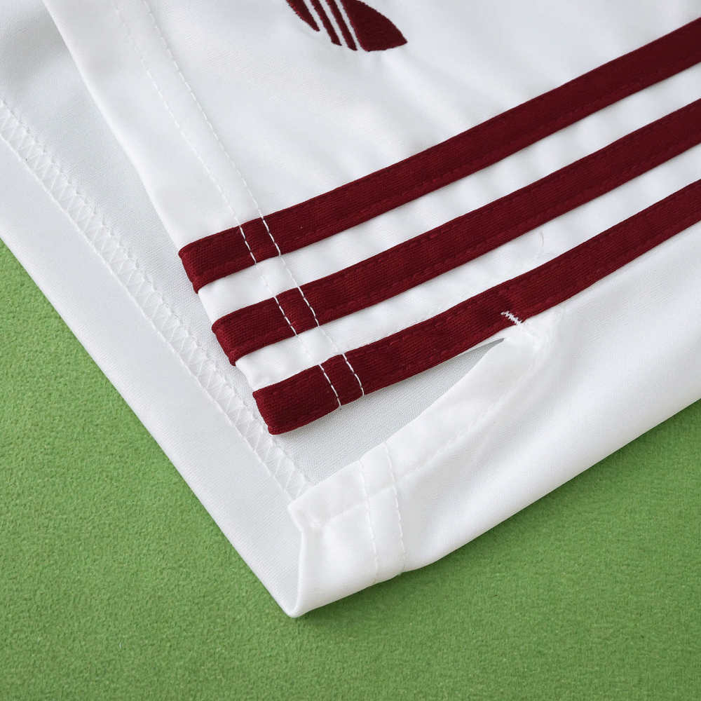 2526 season Arsenal F.C. third shorts