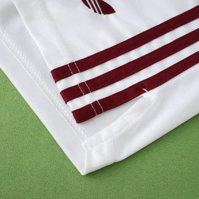 2526 season Arsenal F.C. third shorts