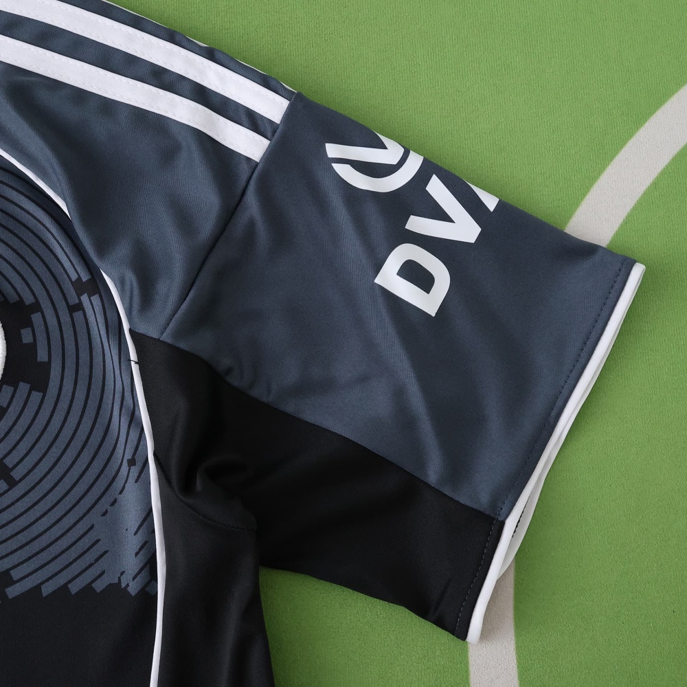 2526 season Eintracht Frankfurt Third Fan version