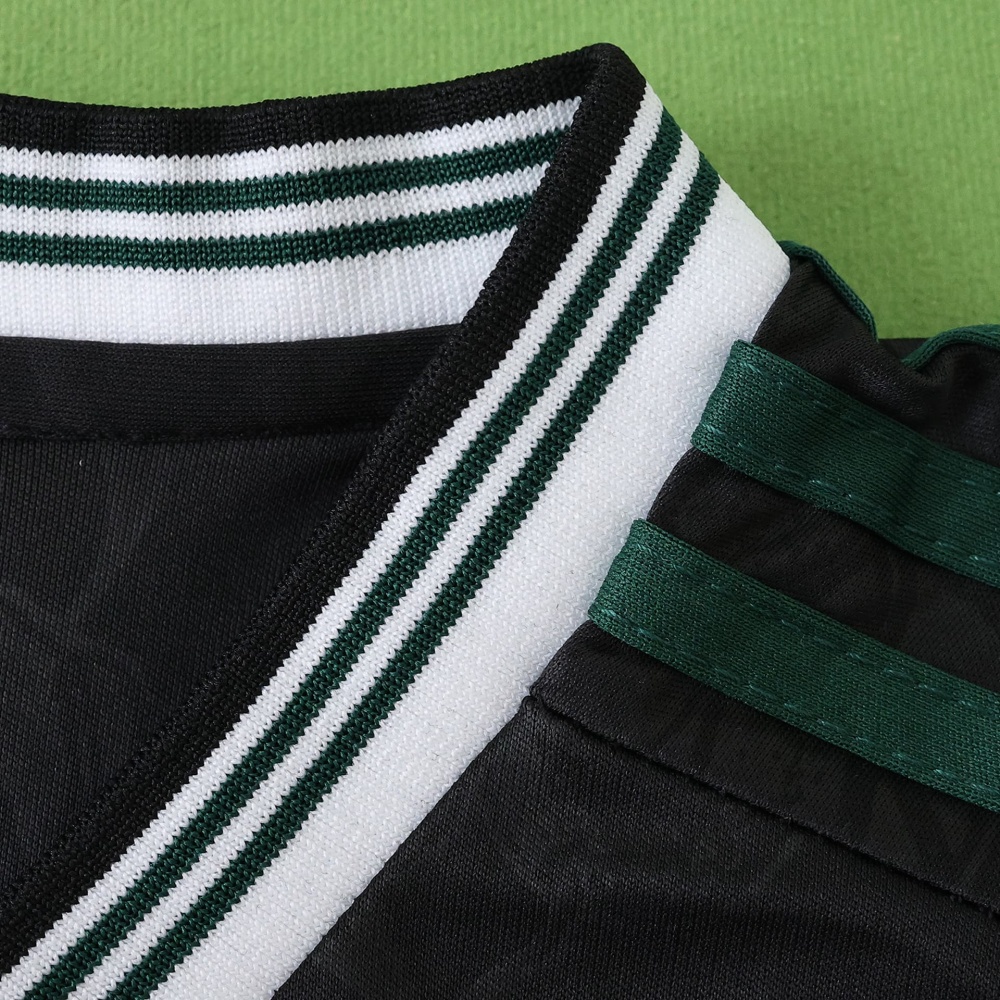 2526 season Juventus F.C. third Kids kit
