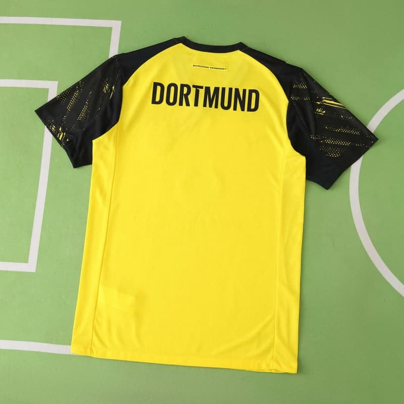 2526 season Borussia Dortmund home Player version