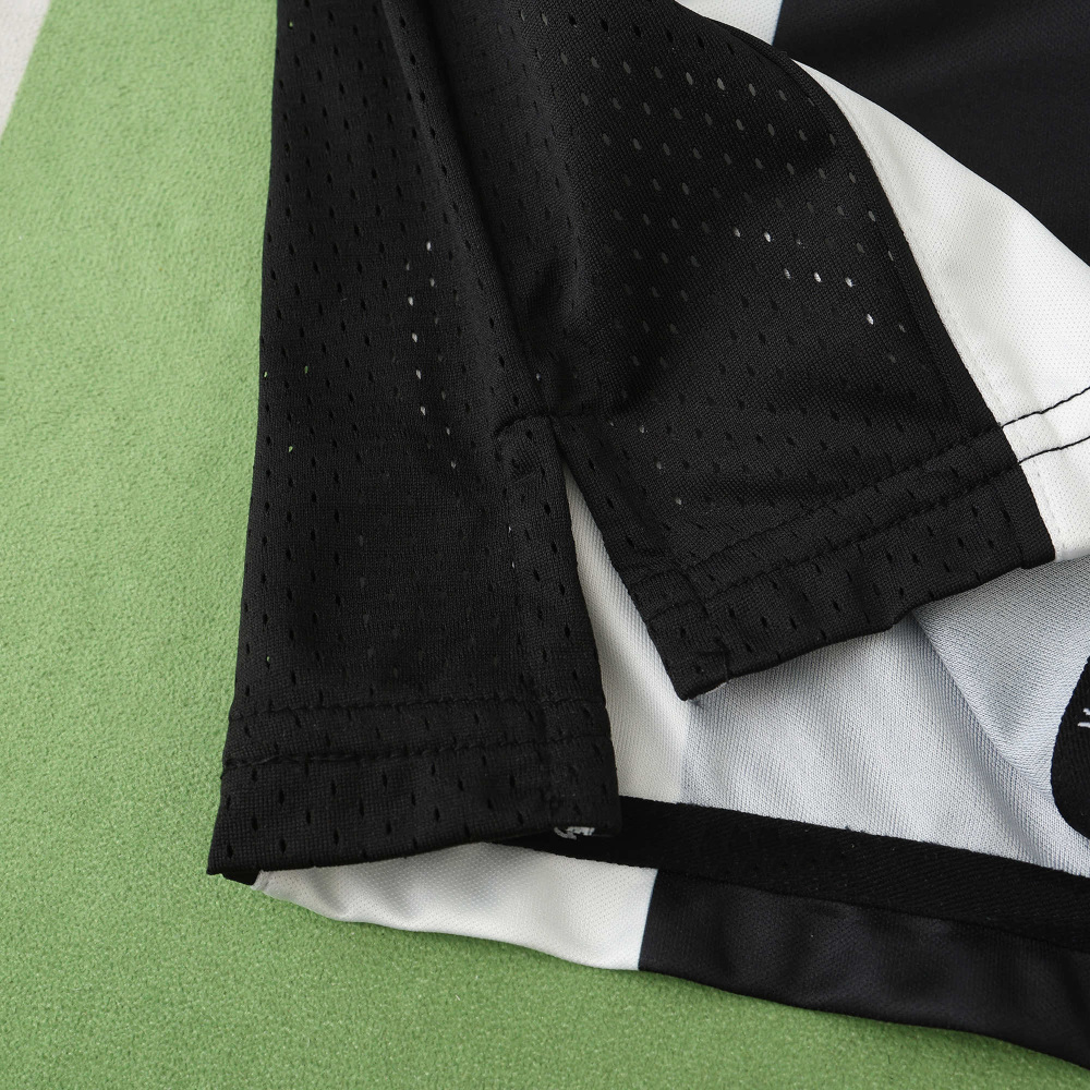 9798 season Juventus F.C. home retro Fan version