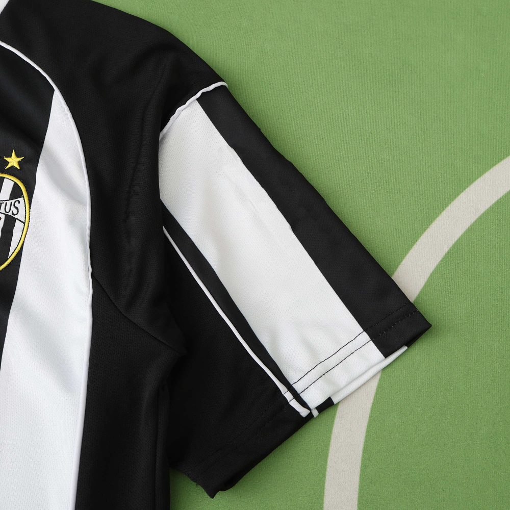 0203 season Juventus F.C. home retro Fan version