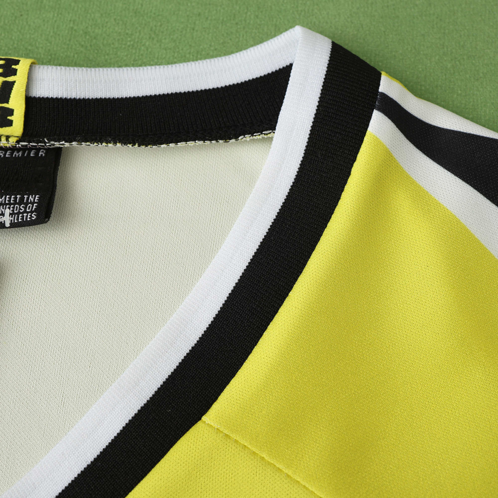 9596 season Borussia Dortmund home retro Fan version