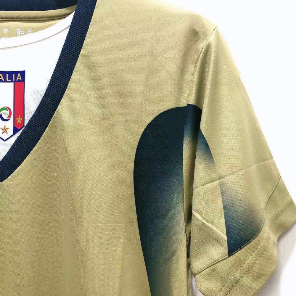 2006 season Italy Goalkeeper Gold retro Fan version