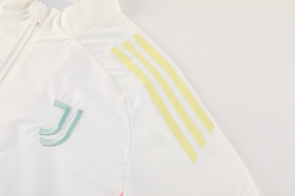 2526 season Juventus F.C. windbreaker