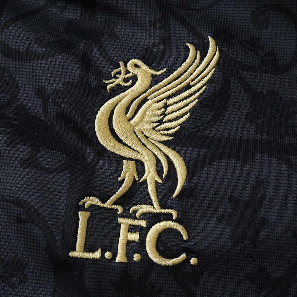 2526 season Liverpool F.C. Black Gold Edition Fan version