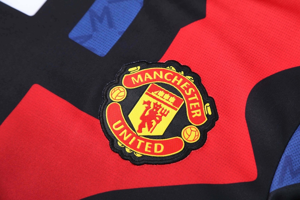 2526 season Manchester United F.C. Training suit hooded set