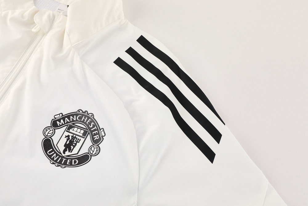 2526 season Manchester United F.C. windbreaker