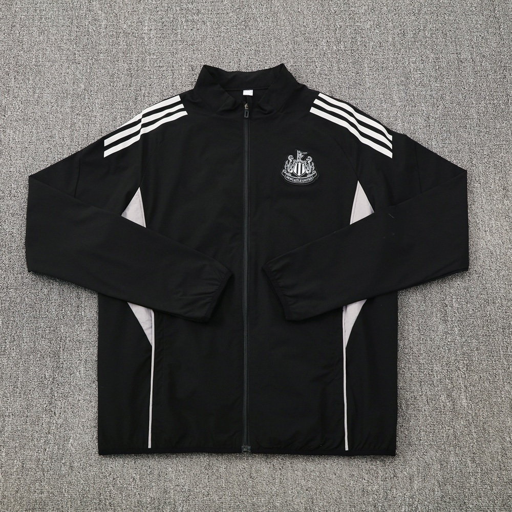 2526 season Newcastle United F.C. windbreaker