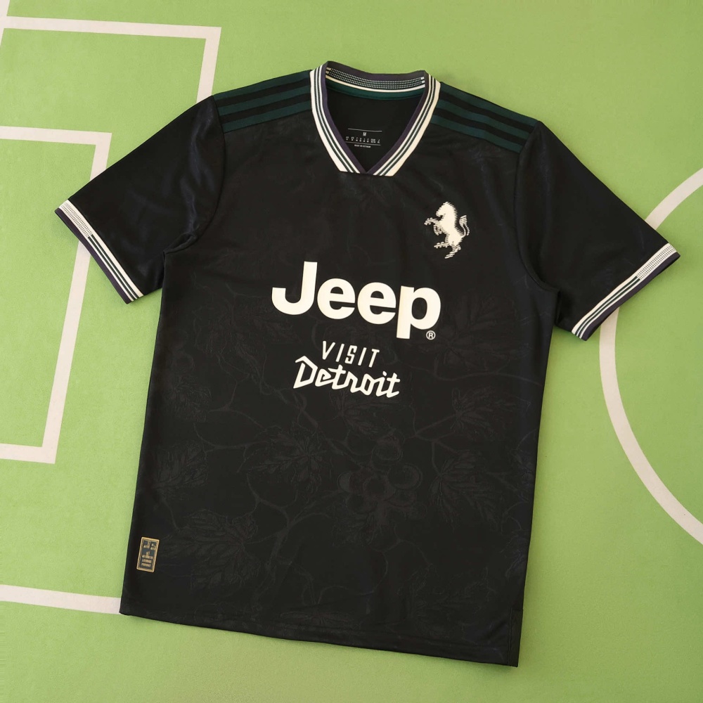 2526 season Juventus F.C. third Player version