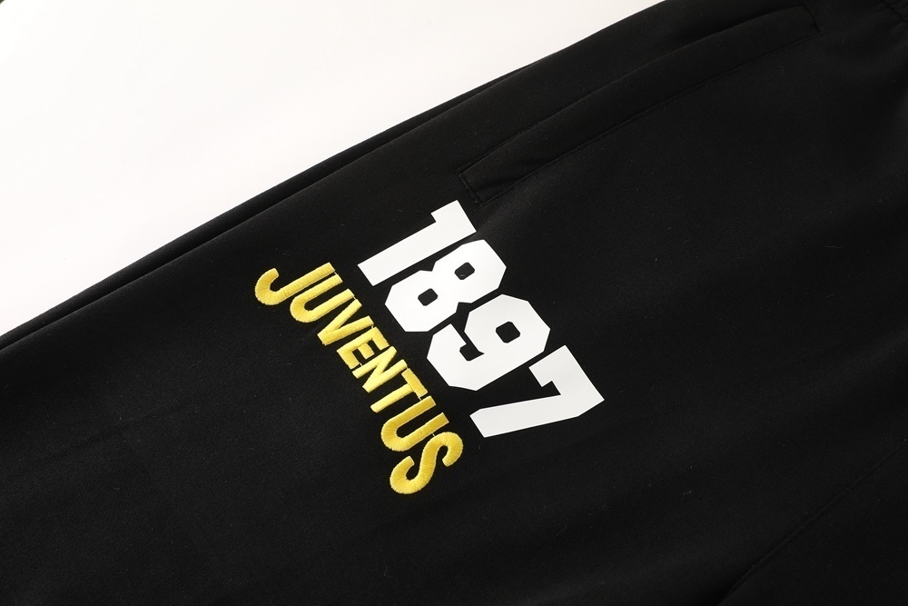 2526 season Juventus F.C. hooded Training jacket set