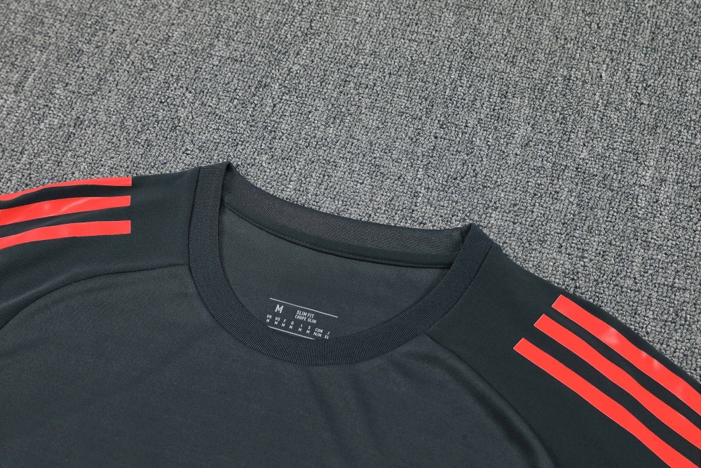 2526 season Fußball-Club Bayern München Training clothes suit Short sleeve Fan version