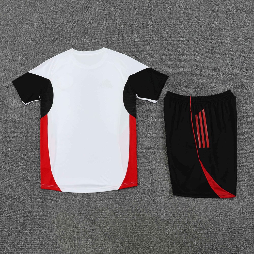 2526 season Manchester United F.C. Training clothes suit Short sleeve Fan version