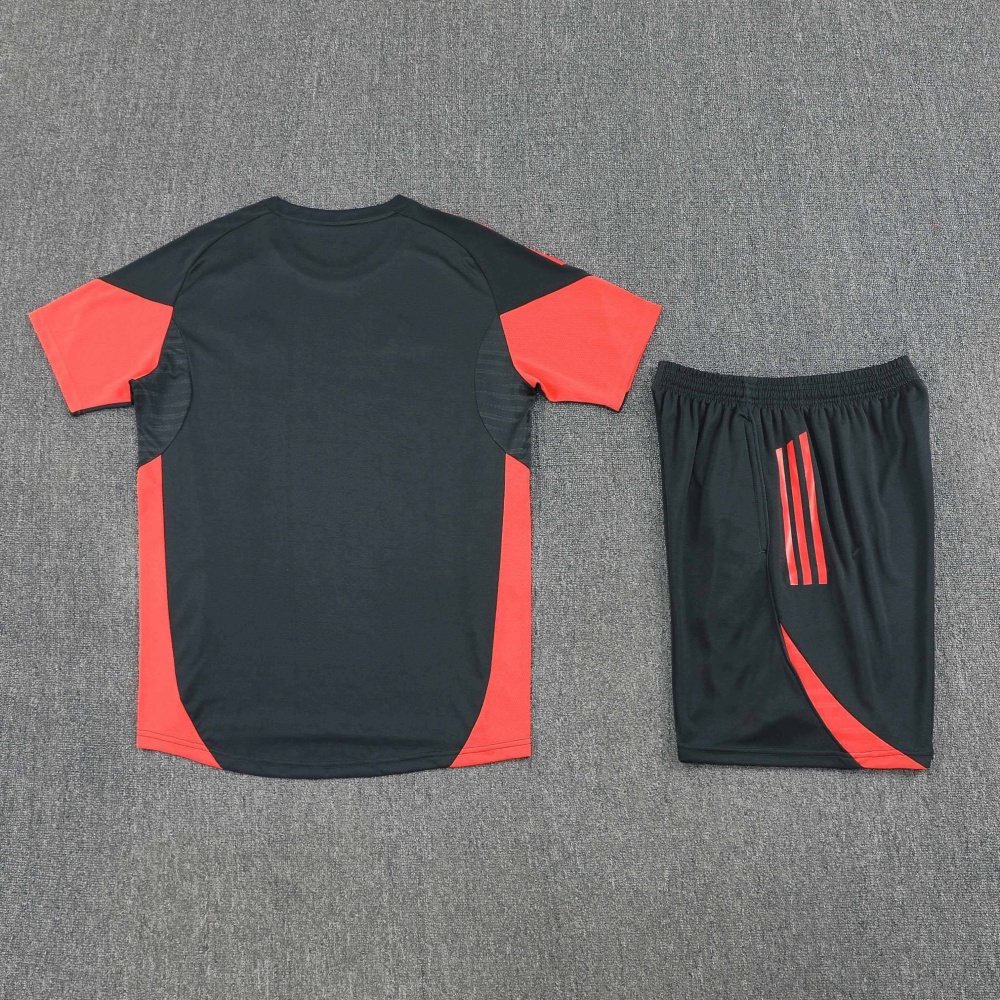 2526 season Fußball-Club Bayern München Training clothes suit Short sleeve Fan version