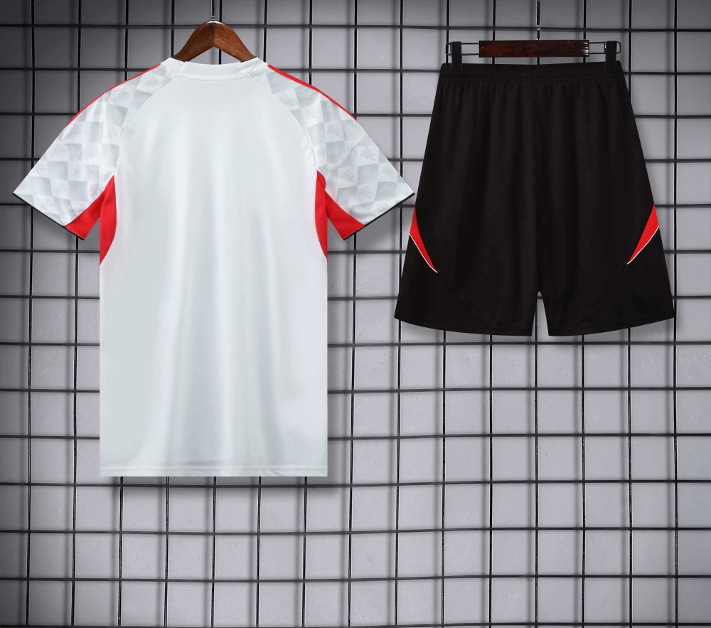 2526 season Manchester United F.C. Training clothes suit Short sleeve Fan version
