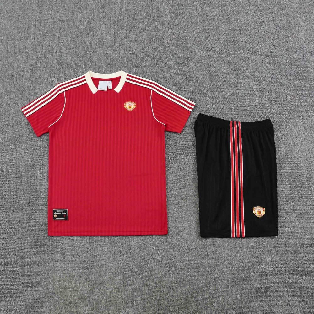 2526 season Manchester United F.C. Training clothes suit Short sleeve Fan version