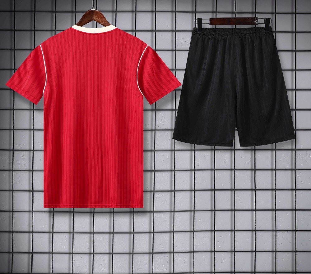 2526 season Manchester United F.C. Training clothes suit Short sleeve Fan version
