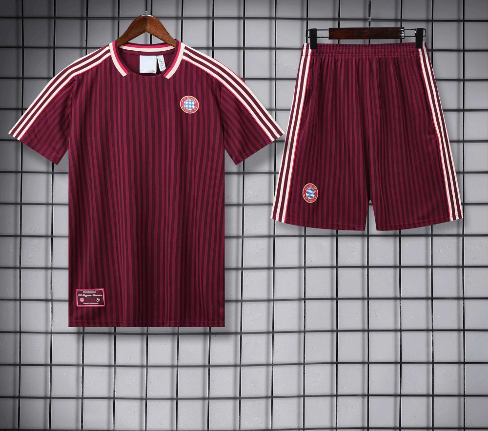 2526 season Fußball-Club Bayern München Training clothes suit Short sleeve Fan version