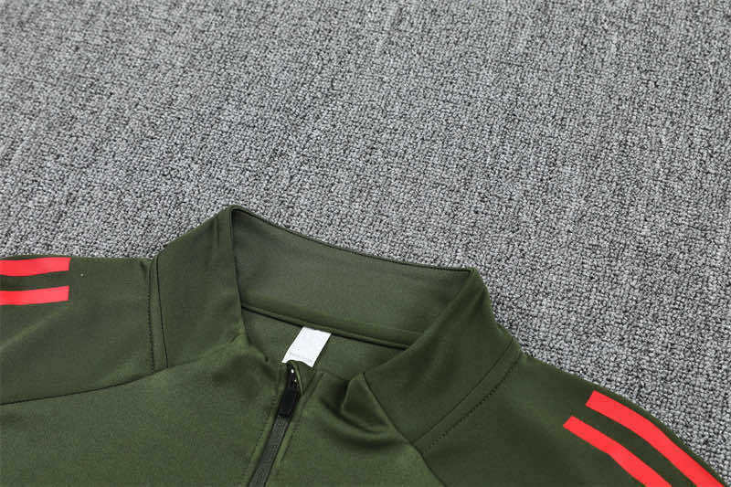 2526 season Fußball-Club Bayern München Half zip training suit set