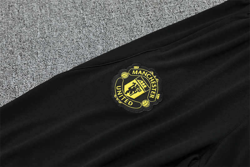 2526 season Manchester United F.C.  Half zip training suit set