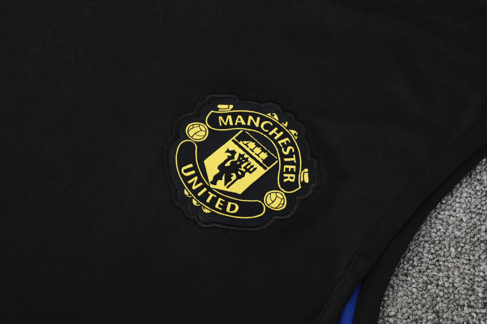 2526 season Manchester United F.C. Training clothes suit vest Fan version