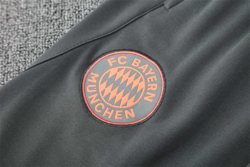 2526 season Fußball-Club Bayern München Half zip training suit set