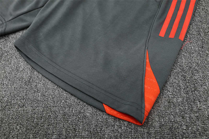 2526 season Fußball-Club Bayern München Training clothes suit Short sleeve Fan version