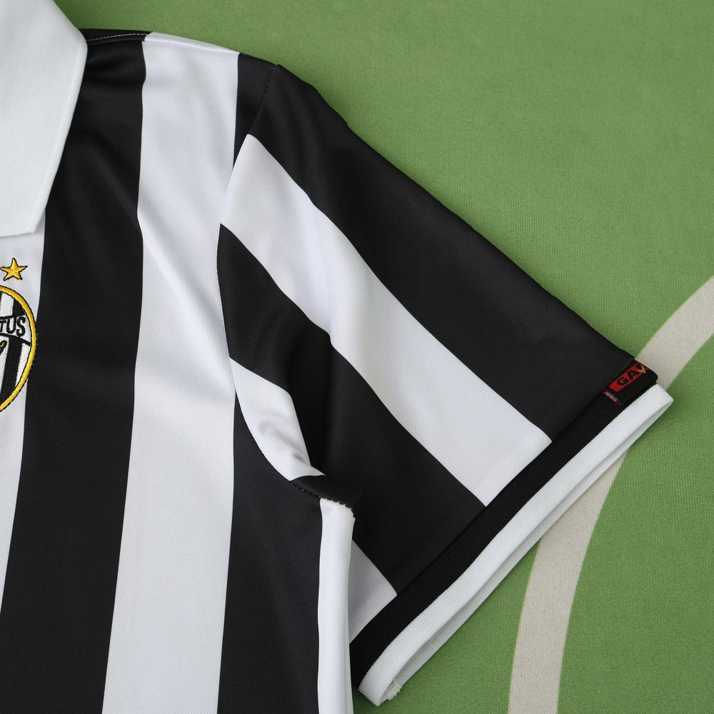 9900 season Juventus F.C. home retro Fan version