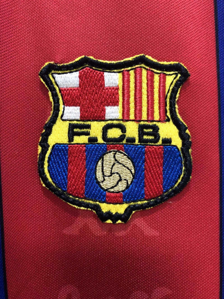 9697 season Barcelona Home Long Sleeved  retro Fan version