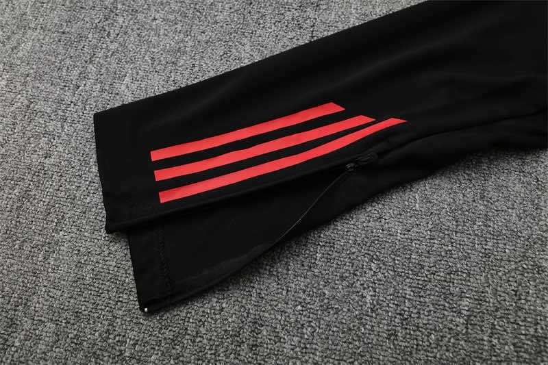 2526 season Liverpool F.C. Half zip training suit set