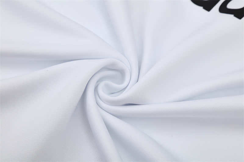 0304 season Real Madrid CF white Half pull training suit