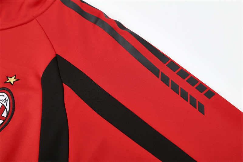0506 season A.C. Milan red Half pull training suit