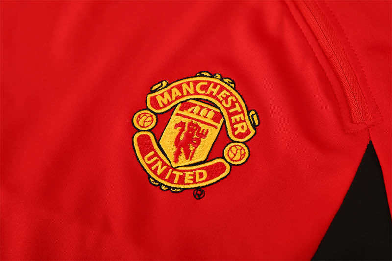 0203 season Manchester United F.C. red Half pull training suit